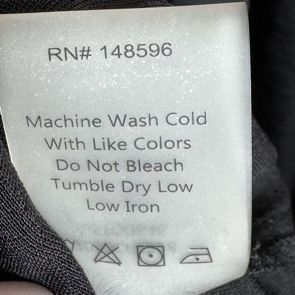 Universal Standard Eva Long Sleeve Satin V-neck Blouse black size Medium - Picture 5 of 6